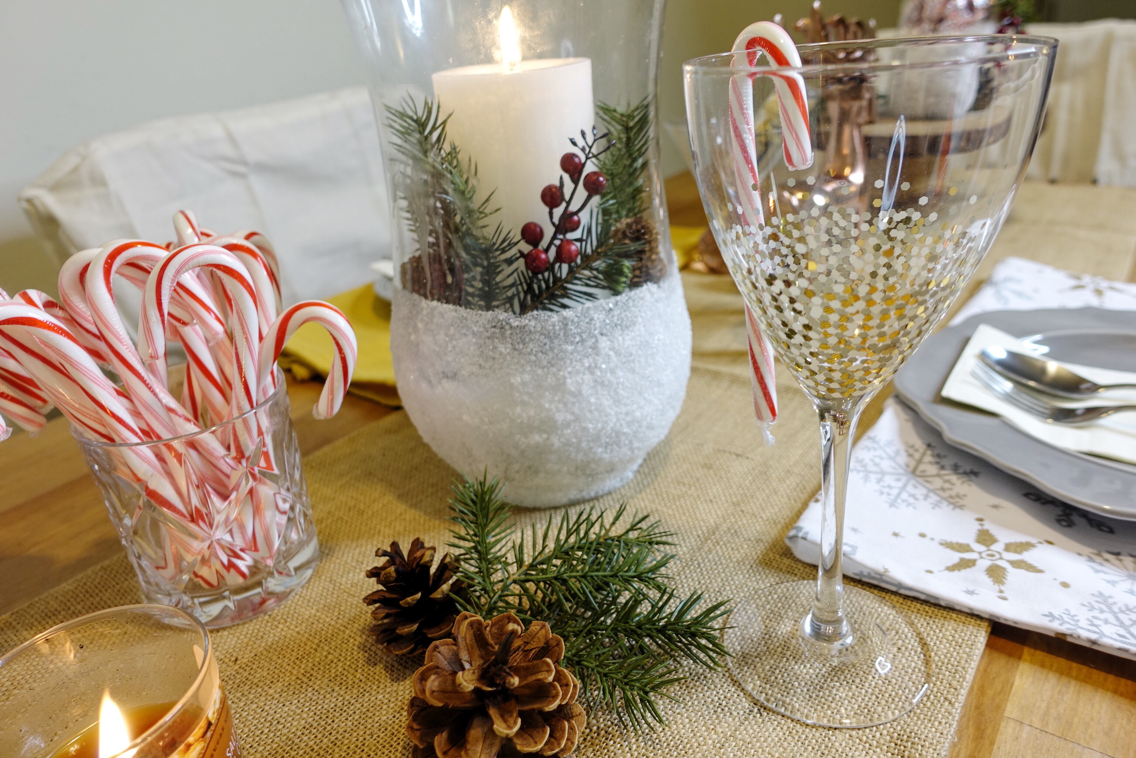 Christmas Martini Glass Centerpiece - DIY  Glass christmas decorations,  Holiday party centerpieces, Christmas centerpieces diy